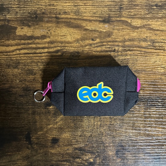 EDC Festival Las Vegas Swag Zippered Carry Case - Picture 7 of 8